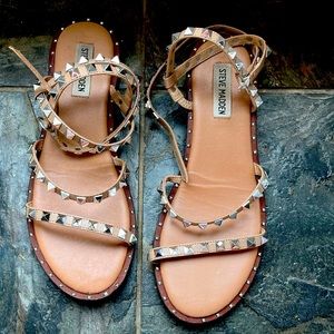 Steve Madden travel sandals